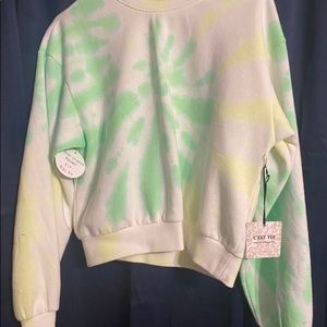 Tie dye crop sweatshirt.